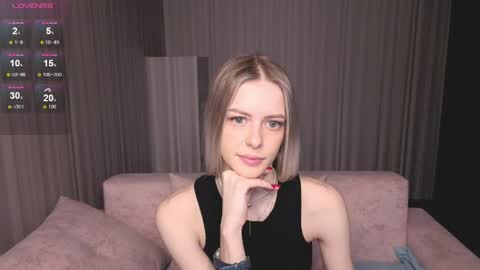 Snapshot of kitty__like18 chatting on 04-30-26, 01:01 Kitty online show from 04-30-26, 01:01