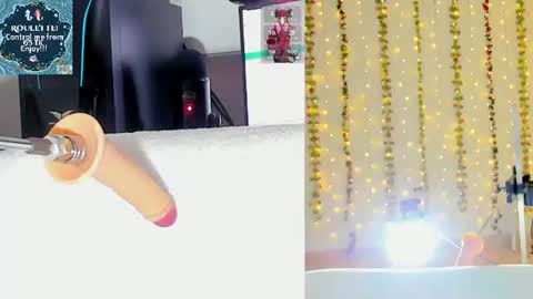 Snapshot of kitty__rosse__ chatting on 07-05-26, 10:22 Kitty online show from 07-05-26, 10:22
