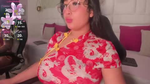 Kitty  online show from 06-10-26, 07:07