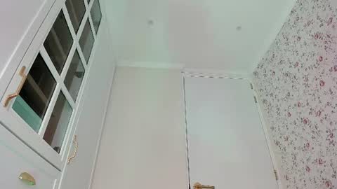 sophie online show from 06-13-26, 07:23