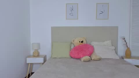 Snapshot of kitty_cut1ee_ chatting on 02-18-26, 01:40 kitty_cut1ee_ online show from 02-18-26, 01:40