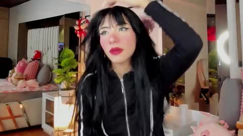 kitty online show from 09-17-25, 08:43