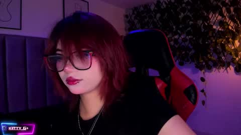 Camila online show from 11-08-25, 02:23