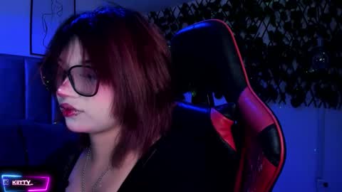 Camila online show from 11-29-25, 02:47