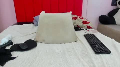 kitty_hot_sex_ online show from 03-21-26, 08:19