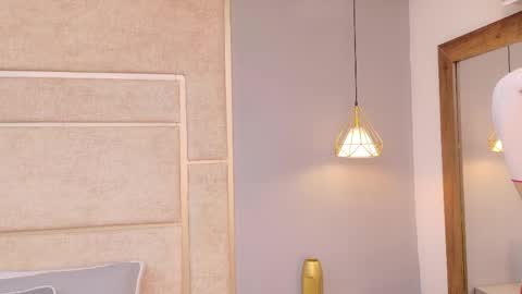 Snapshot of kitty_model chatting on 05-30-26, 11:40 kitty_model online show from 05-30-26, 11:40