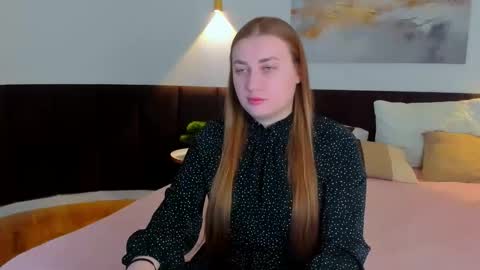 kitty_murmur online show from 12-04-25, 02:37