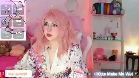 Snapshot of kitty_parker chatting on 07-19-26, 01:31 online show from 07-19-26, 01:31