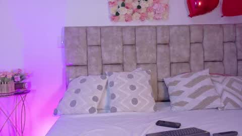 Snapshot of kitty_rose__ chatting on 09-29-25, 11:59 Kitty Rose online show from 09-29-25, 11:59
