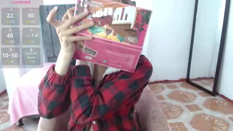 Snapshot of kitty_seducction chatting on 09-11-25, 08:31 Aleja online show from 09-11-25, 08:31