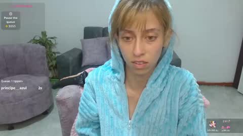 Snapshot of kitty_seducction chatting on 06-08-26, 01:28 Aleja online show from 06-08-26, 01:28