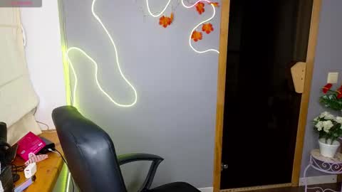 Kate online show from 11-16-25, 12:44