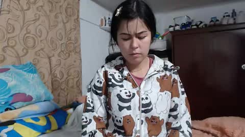 kitty_small69 online show from 05-18-26, 04:07