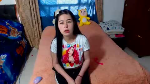 kitty_small69 online show from 07-24-26, 01:31