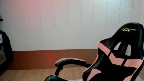 violet online show from 01-05-25, 05:51