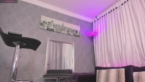 Kendall Saray   online show from 12-12-24, 05:10