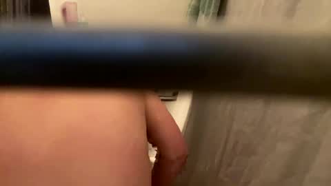 Snapshot of kittycat929709 chatting on 12-22-24, 12:28 Drip maker online show from 12-22-24, 12:28