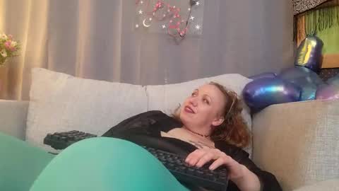 KittyFluf online show from 01-18-25, 05:26