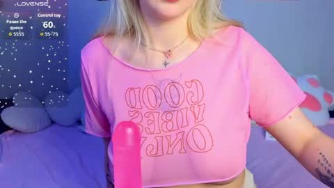 kittykendall online show from 06-19-26, 06:12