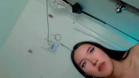 Snapshot of kittylickerfucker69 chatting on 01-07-25, 07:20 Grace online show from 01-07-25, 07:20