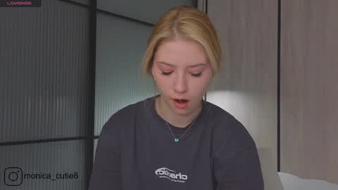 Monika online show from 03-11-25, 04:10