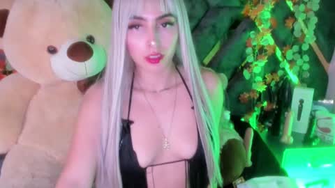 Snapshot of kittylovely__ chatting on 03-09-25, 03:54 kittylovely online show from 03-09-25, 03:54