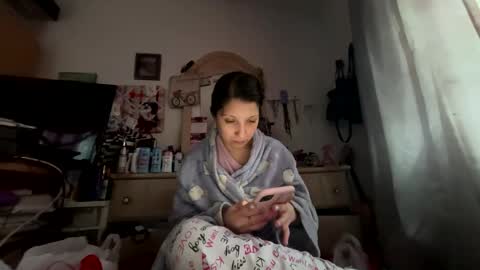 Snapshot of kittyluvx chatting on 02-16-25, 12:54 kittyluvx online show from 02-16-25, 12:54