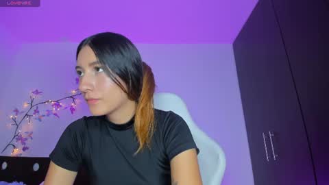 Snapshot of kittyrush_ chatting on 06-12-26, 12:20 kitty online show from 06-12-26, 12:20