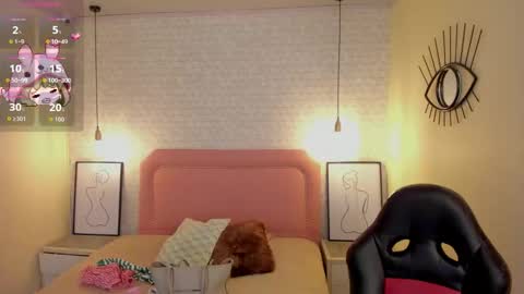  K I T T  Y  online show from 10-20-25, 12:16