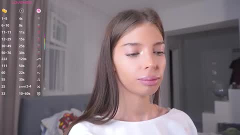 Snapshot of kittyummy chatting on 12-16-25, 05:51 Alice online show from 12-16-25, 05:51