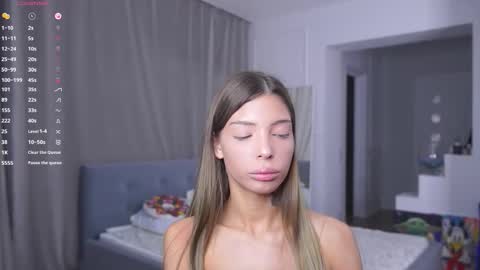 Snapshot of kittyummy chatting on 01-10-26, 05:26 Alice online show from 01-10-26, 05:26