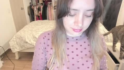 Snapshot of kittywantslove23 chatting on 05-19-26, 02:07 kittywantslove23 online show from 05-19-26, 02:07