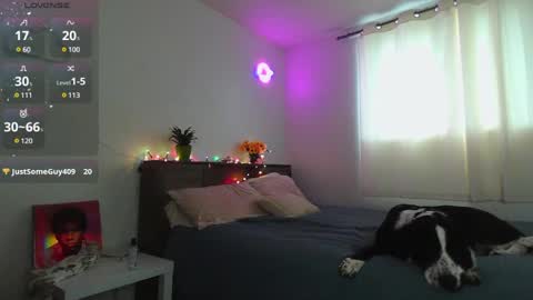 Snapshot of kittyymaze chatting on 12-12-24, 01:28 Kittyymaze online show from 12-12-24, 01:28