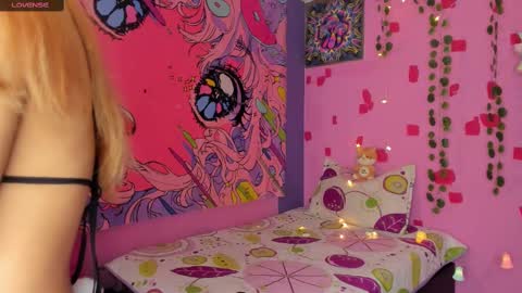 Kitty Zen online show from 03-07-25, 12:04