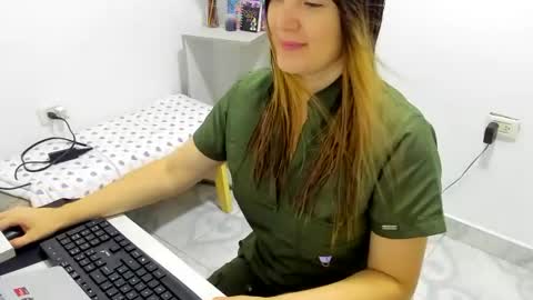 kity021 online show from 06-28-26, 07:42
