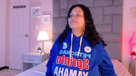 Snapshot of kity_hill chatting on 09-23-25, 05:10 Kitty Hill online show from 09-23-25, 05:10