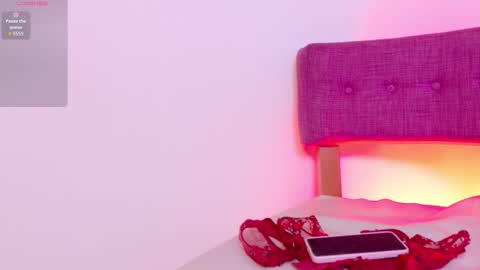 Snapshot of kity_hill chatting on 12-02-25, 05:13 Kitty Hill online show from 12-02-25, 05:13