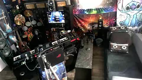 kiveuxmakeu online show from 03-20-26, 03:06