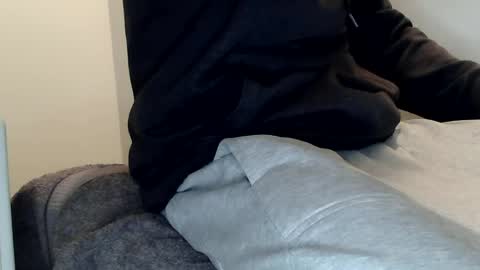 Snapshot of kiwibulge123 chatting on 06-21-26, 09:39 kiwibulge123 online show from 06-21-26, 09:39