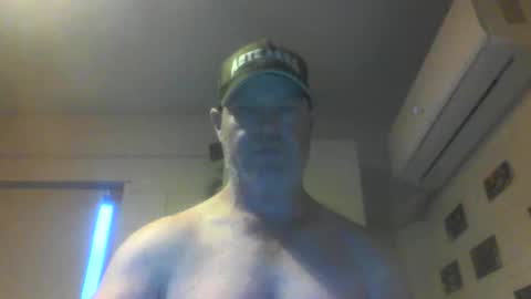 kiwiguy19773 online show from 02-18-25, 07:10