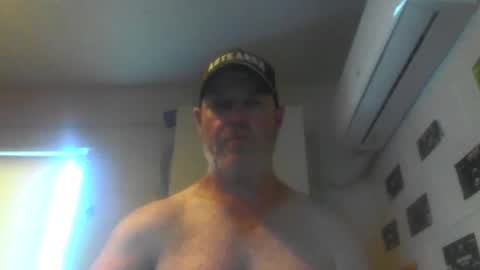 kiwiguy19773 online show from 03-02-25, 03:24