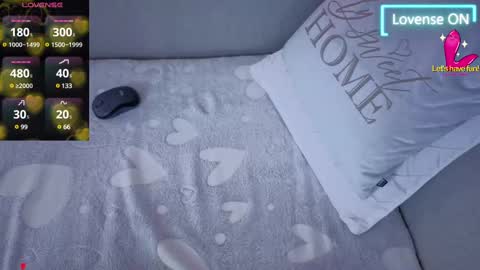 kixi02 online show from 02-25-25, 07:36