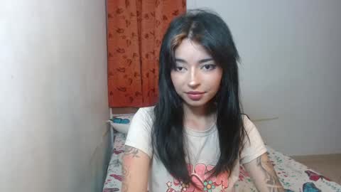 Snapshot of kiyusweetcrazy chatting on 10-14-25, 02:01 kiyu online show from 10-14-25, 02:01