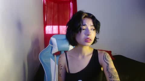 Snapshot of kiyusweetcrazy chatting on 10-19-25, 05:57 kiyu online show from 10-19-25, 05:57