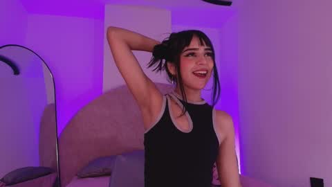 Kkira  online show from 05-13-26, 11:51