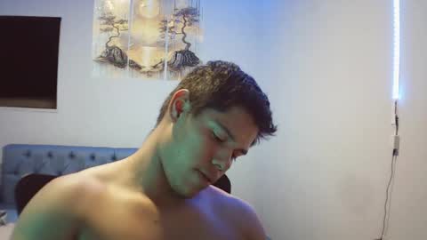 Snapshot of klars_mood chatting on 06-05-26, 12:17 klars online show from 06-05-26, 12:17