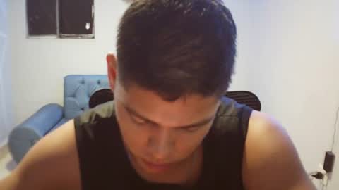 Snapshot of klars_mood chatting on 06-19-26, 01:21 klars online show from 06-19-26, 01:21