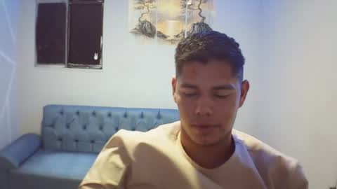 Snapshot of klars_mood chatting on 06-23-26, 11:03 klars online show from 06-23-26, 11:03