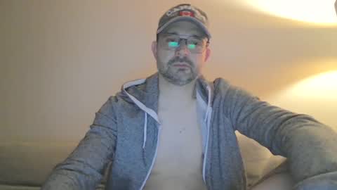 kleinyves online show from 04-24-26, 07:38