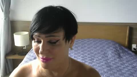 kleo901854860422 online show from 07-12-26, 08:38